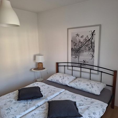 Apartments Place4You Бйеловар Екстериор снимка
